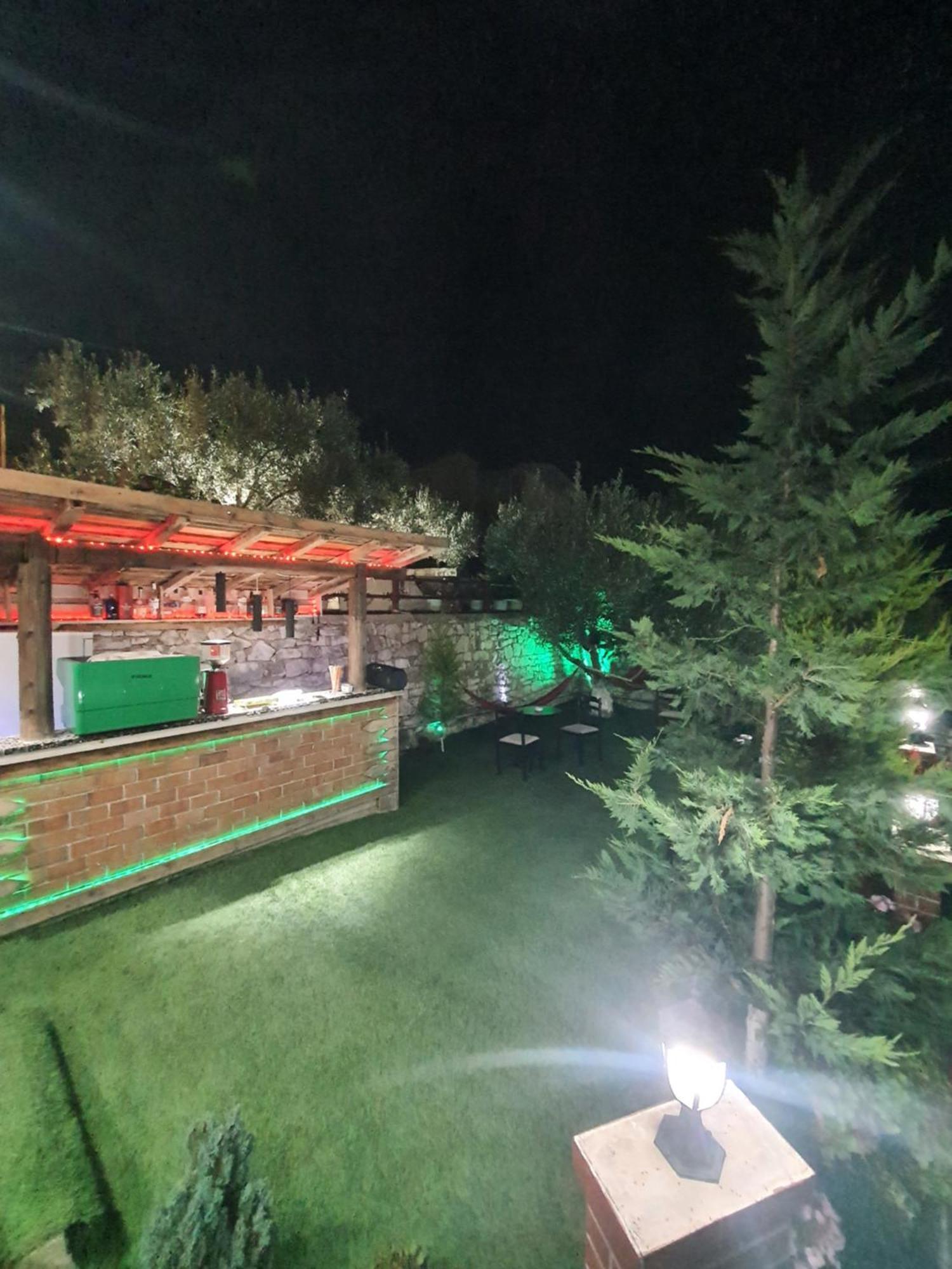 Villa Mehmeti Sarandë Exterior foto